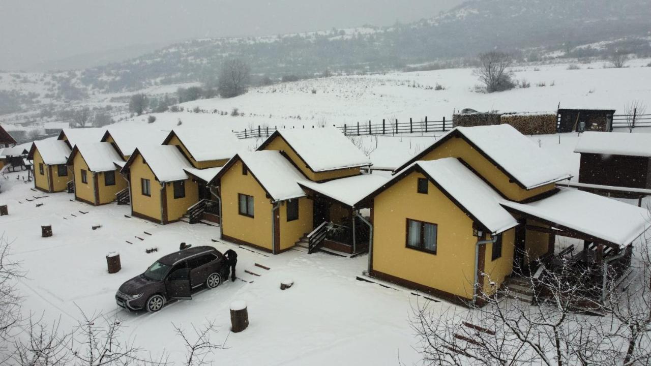 Mano Kulcsoshazak Villa Praid Exterior photo